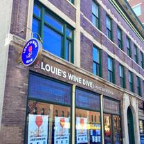 Een foto van restaurant Louie's Wine Dive - Indianapolis