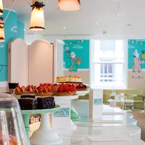 photo of fortnum & mason the parlour restaurant