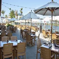 Kemah Boardwalk Restaurants - The Flying Dutchman Restaurant & Oyster Bar
