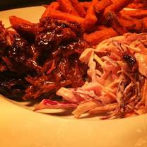 Una foto del restaurante The Carpenters Arms Smokehouse- Permanently Closed