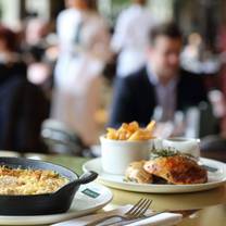 foto van browns -  birmingham restaurant