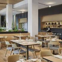 Arden Street Oval Restaurants - Dock 18 - Four Points by Sheraton Melbourne Docklands