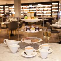 foto van afternoon tea at harvey nichols restaurant birmingham restaurant