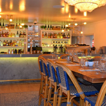 Una foto del restaurante Village Pantry