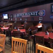 photo of rusty bucket - 86th & ditch restaurant