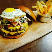 Una foto del restaurante Vibe Restaurant Tap & Grill