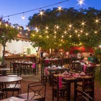 A photo of Los Tres Gallos - Cabo San Lucas restaurant