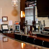 Topgolf El Paso Restaurants - Nine Hundred Bar & Grill