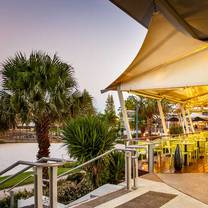 Restaurants near Sunshine Coast Stadium - Green Zebra