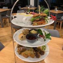 Una foto del restaurante Afternoon Tea at Whins Green Kitchen