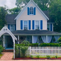 A photo of PRINCESS ANNE BOOK LOVERS INN restaurant