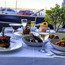 Una foto del restaurante Sea & Shore Restaurant