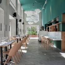 42 Restaurants In Der Nahe Von Deutsche Bank Towers Opentable