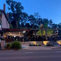 Une photo du restaurant The Grand Hotel Warrandyte