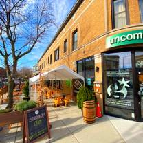 Uncommon Ground-Lakeview