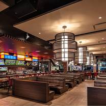 Chickie's & Pete's Crabhouse & Sports Bar - Sahara Las Vegas