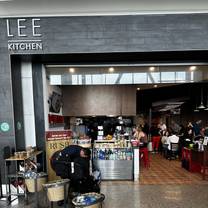 LEE Kitchen by Susur Lee - YYZ International gate E73/F73