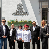 Una foto del restaurante Bodegas Mezquita Cruz del Rastro