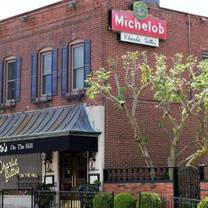 Forest Park St. Louis Restaurants - Charlie Gitto's 'On the Hill'