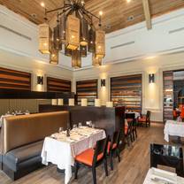 Una foto del restaurante Factory Steak & Lobster
