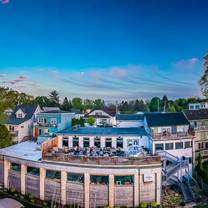 A photo of Smoke on the Water BBQ Okauchee restaurant