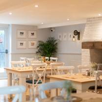 Une photo du restaurant The Farmhouse at Fincham