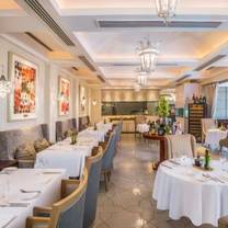 A photo of LaBrezza restaurant