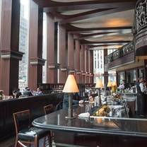 A photo of Del Frisco's Double Eagle Steakhouse - New York City restaurant