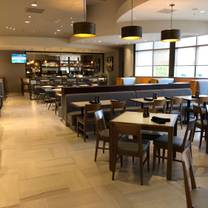 Une photo du restaurant Bazille - Nordstrom Alderwood Mall