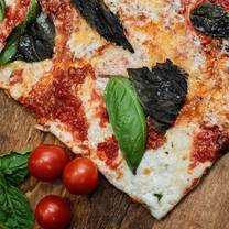 Restaurants near August Wilson Theatre - Papi Pasta & Pizza