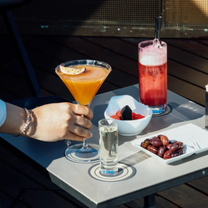 Una foto del restaurante Mood Rooftop Bar