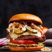 Una foto del restaurante Firebirds Wood Fired Grill - Alpharetta