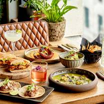 Una foto del restaurante Madera at Treehouse London