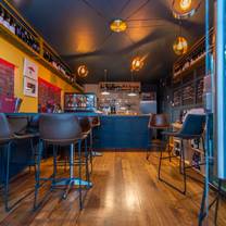 Una foto del restaurante The Lane Winebar