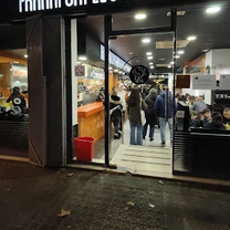 Una foto del restaurante El Surtidor Burguer
