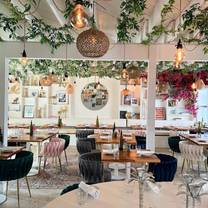 Una foto del restaurante Wine + Garden