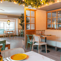 Una foto del restaurante Ginos Castellón