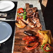 Restaurants near Palau Alameda Valencia - Marisquería L'Odisea