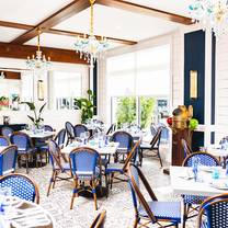 A photo of The Syren Oyster & Cocktail Bar restaurant