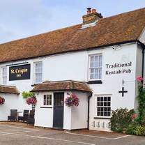 Una foto del restaurante The st Crispin inn