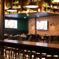Una foto del restaurante Roost Pub & Kitchen