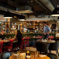 Restaurants near Whitechapel Gallery London - Hoxton Grill