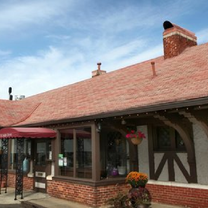 photo of village wayside bar & grille restaurant
