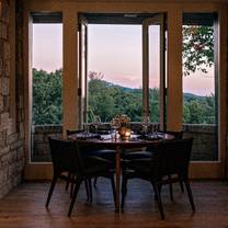 photo of oak steakhouse - highlands restaurant