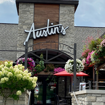 Restaurants near Lake County Fairgrounds Grayslake - Austin's Saloon and Eatery