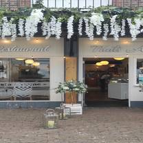 Restaurants near South of England Showground - That's Amore Italian Restaurant