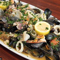 Allstate Arena Restaurants - Boston Fish Market - Des Plaines