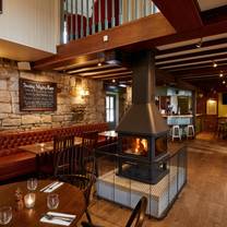 Photo du restaurant Linden Tree Pub at Macdonald Linden Hall