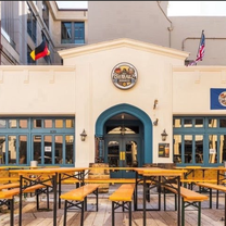 Une photo du restaurant Das Bierhauz - Redwood City