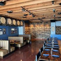 Una foto del restaurante Drift Distillery and Smokehouse